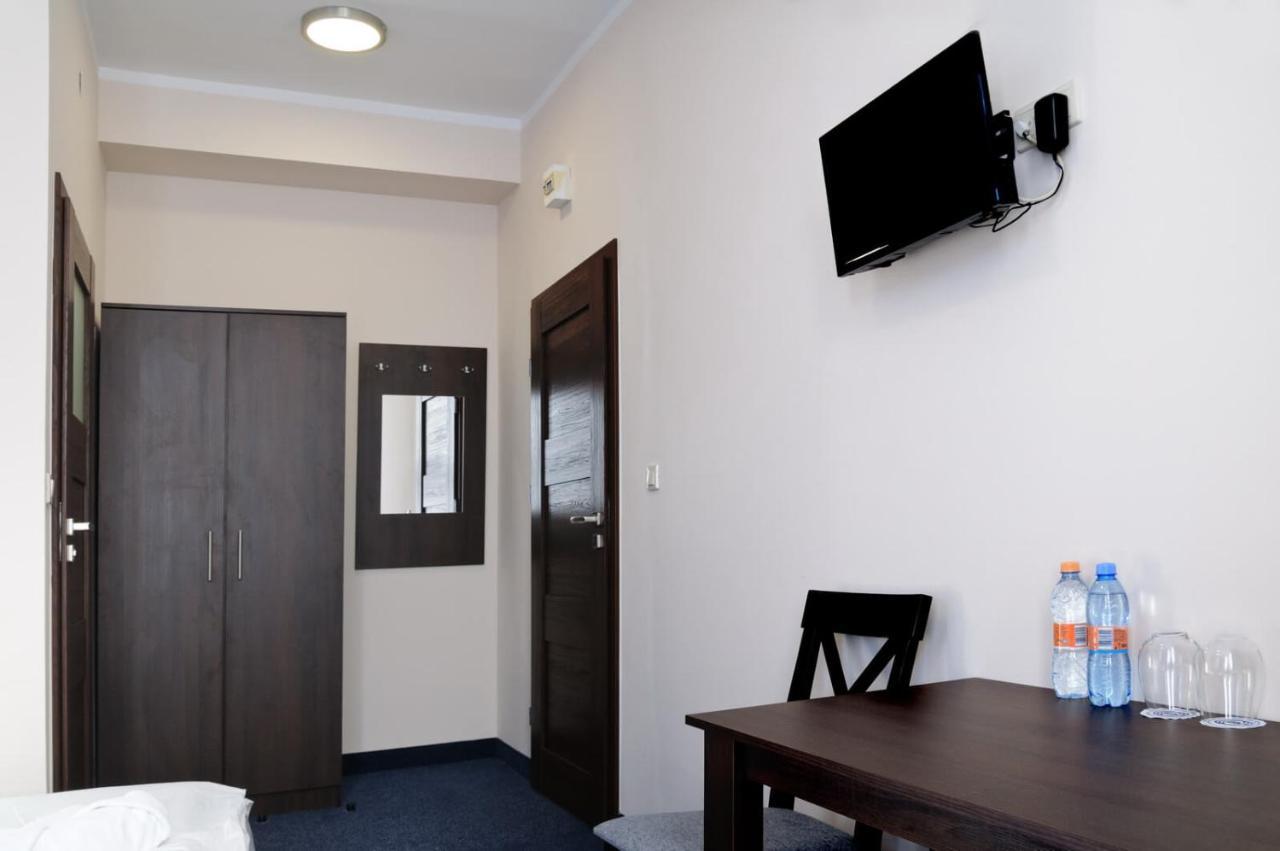 Baza Hotelowa Bobrowiecka 9 Warszawa Eksteriør bilde